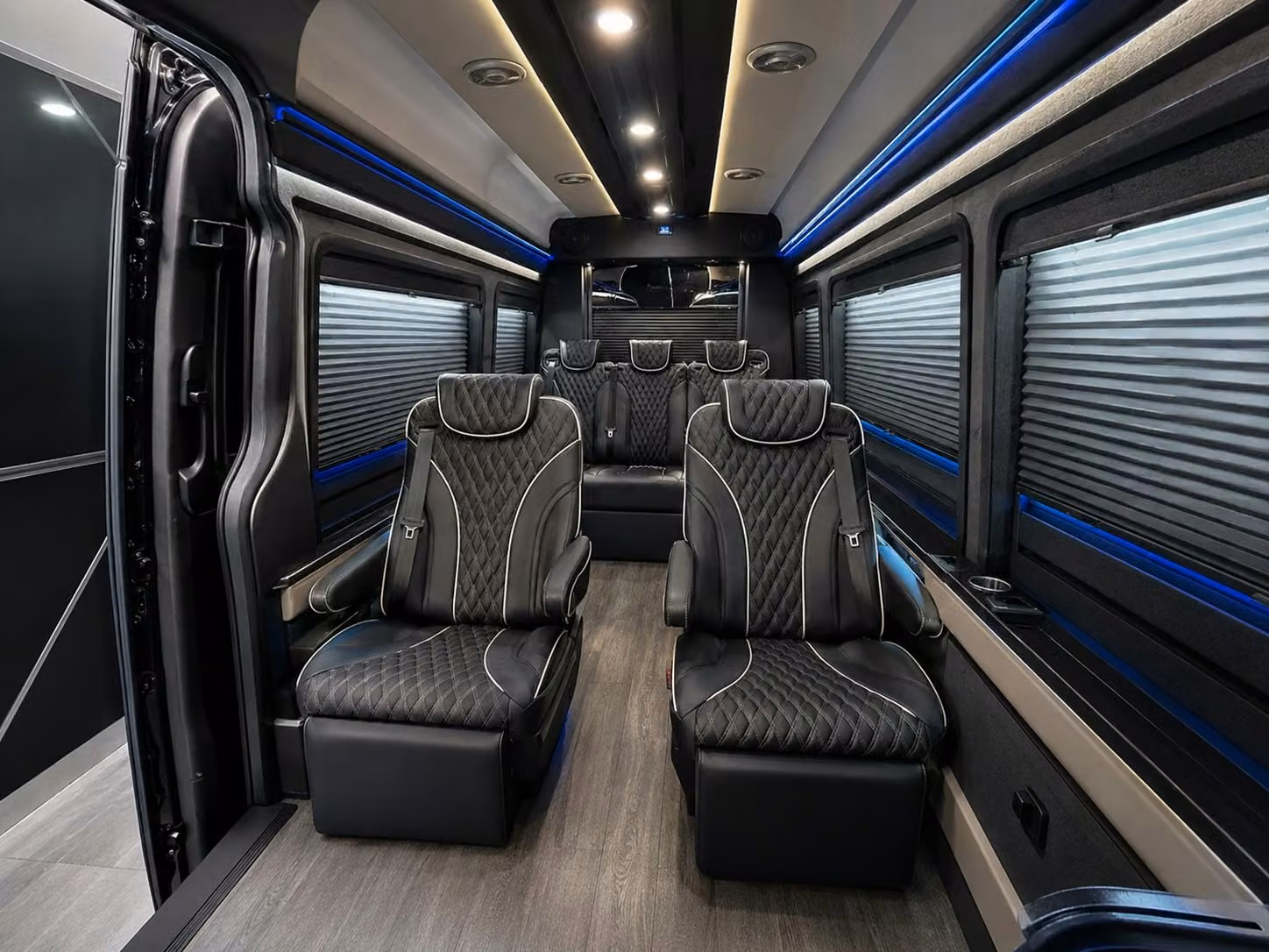 hotel shuttle buses and multi stop airport transfers across houston