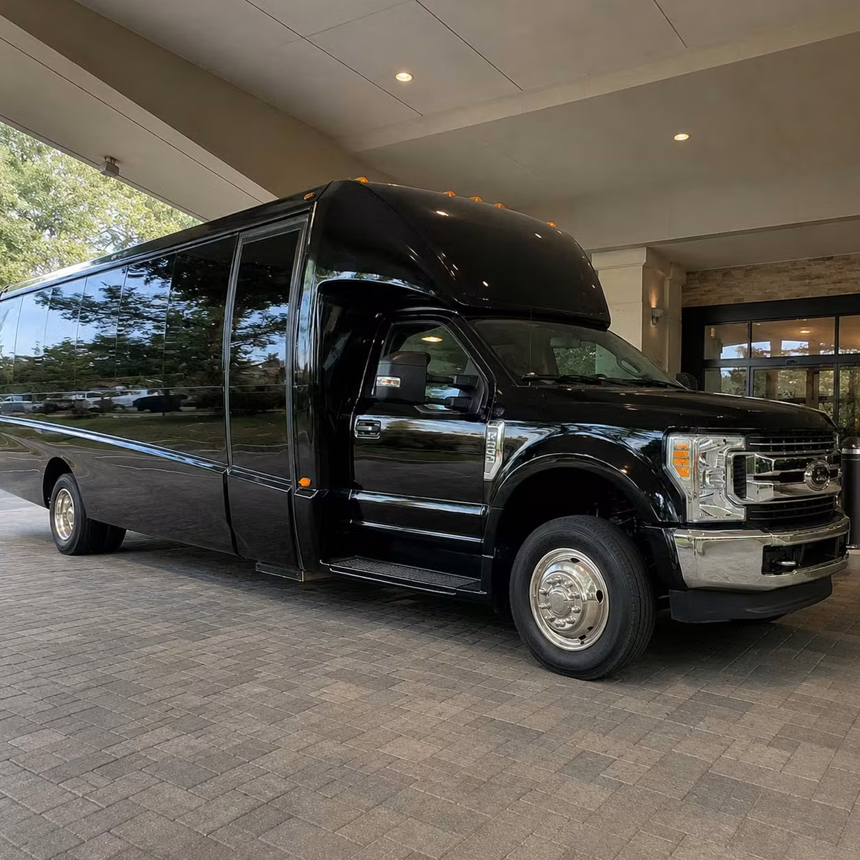 houston 20 passenger minibus rental